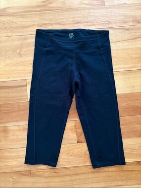 Champion Womens Black Capri Leggings